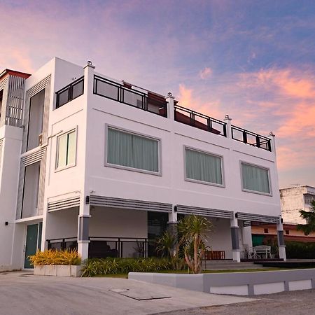 Munruk Hostel  Prachuap Khiri Khan Exterior foto